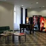 Pop Up - Downtown بيت شباب *