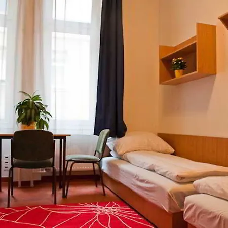 Pop Up - Downtown Hostel *