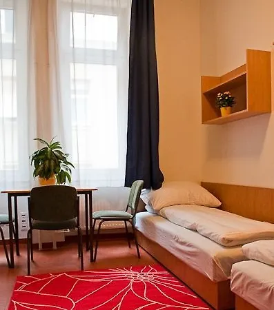 Pop Up - Downtown Hostel *
