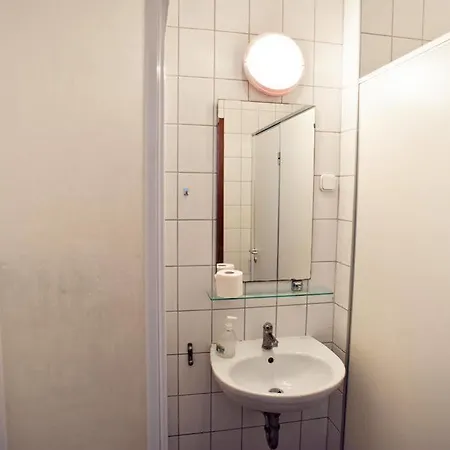 Pop Up - Downtown Hostel *