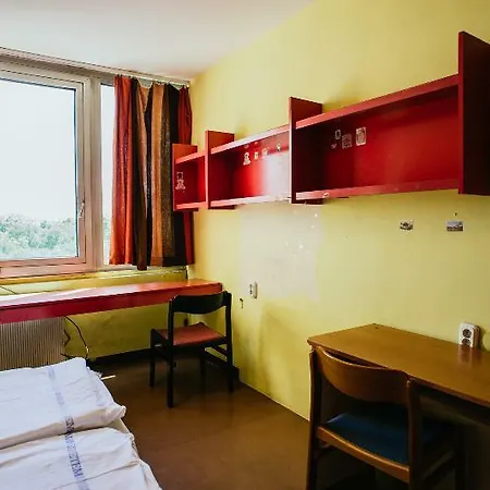 Pop Up - Downtown Hostel