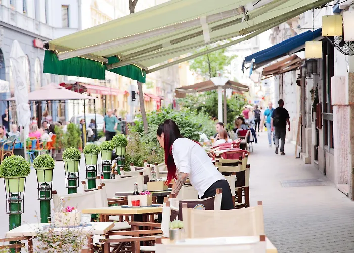 Хостел Pop Up - Downtown