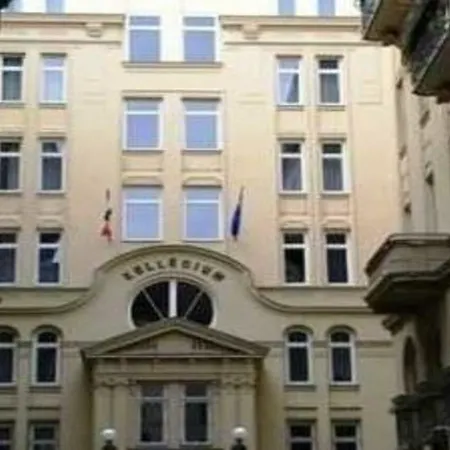 Хостел Pop Up - Downtown