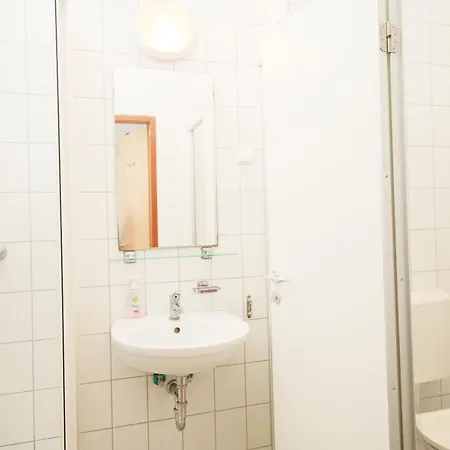 Хостел Pop Up - Downtown