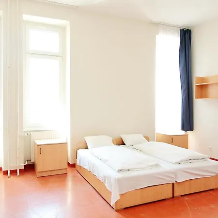 Pop Up - Downtown Будапешт