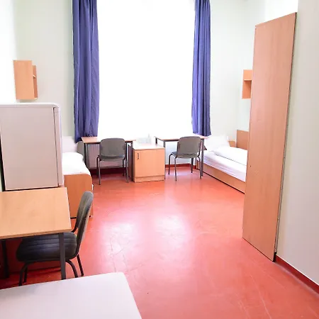 Pop Up - Downtown Hostel