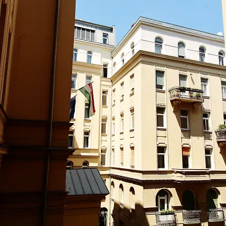 Хостел Pop Up - Downtown *