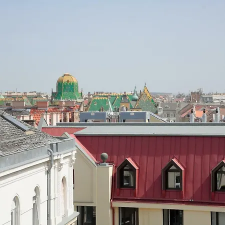 Pop Up - Downtown Будапешт