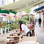 بيت شباب Pop Up - Downtown