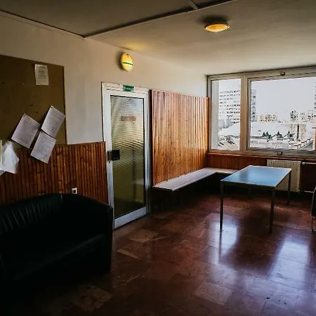 Pop Up - Downtown Albergue *